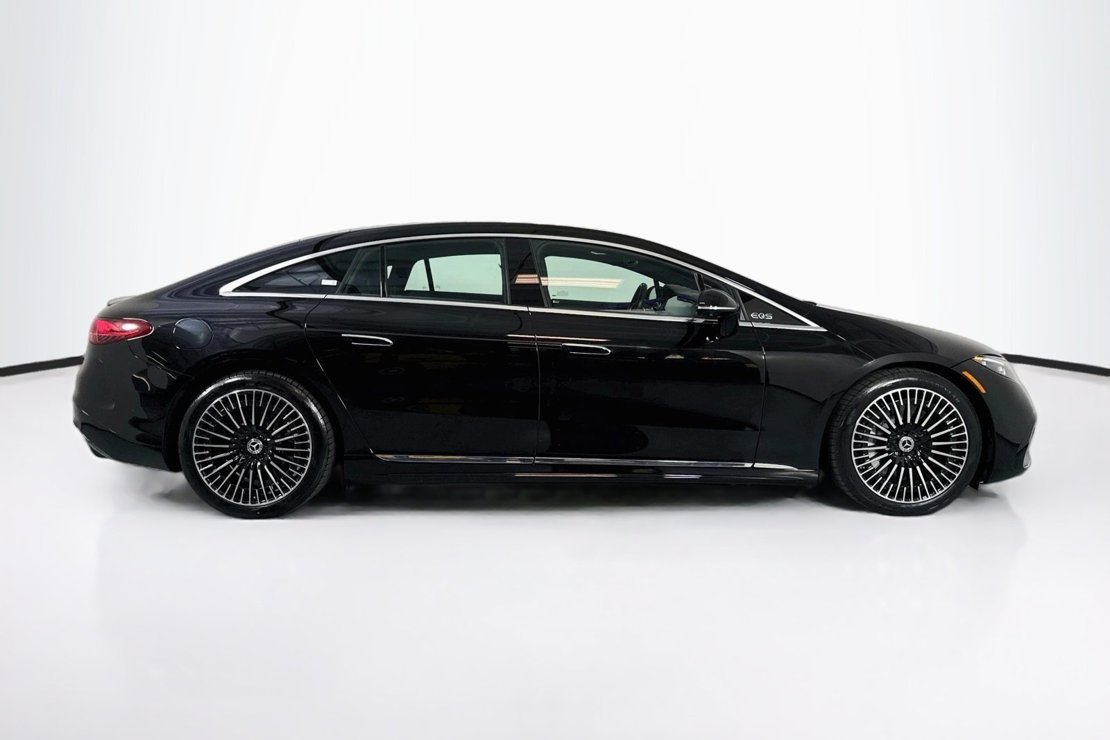Certified Used 2024 Obsidian Black Metallic Mercedes-Benz EQS 450+ image 4