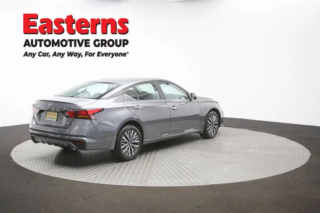 Used 2024 Gray Nissan 2.5 SV image 37