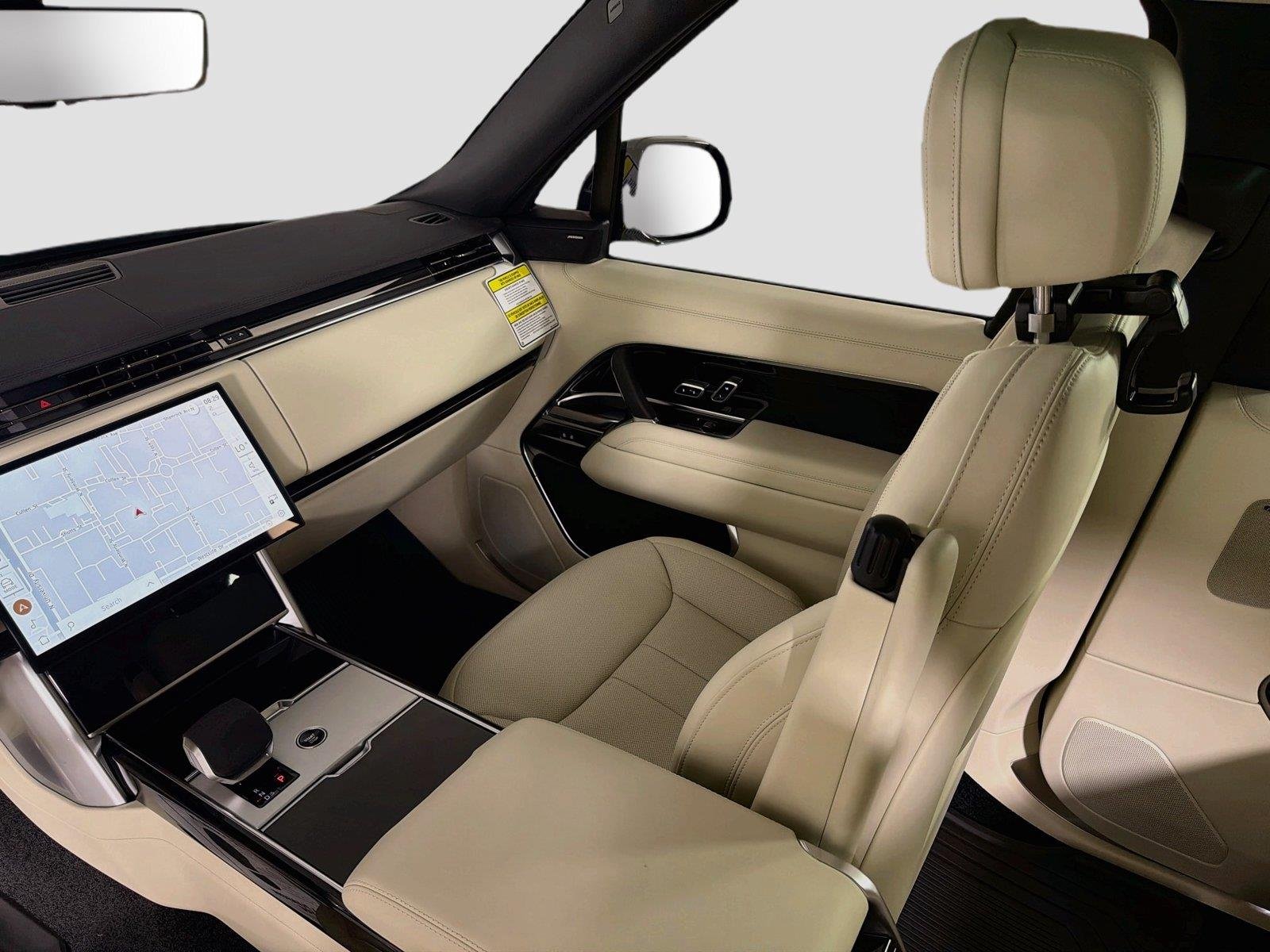 New 2026 Santorini Black Land Rover SE image 25