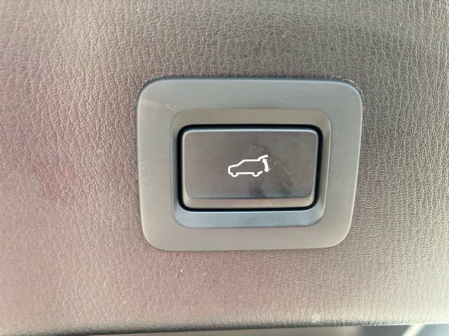 Certified Used 2025 Polymetal Gray Metallic Mazda 2.5 S Carbon Edition image 27