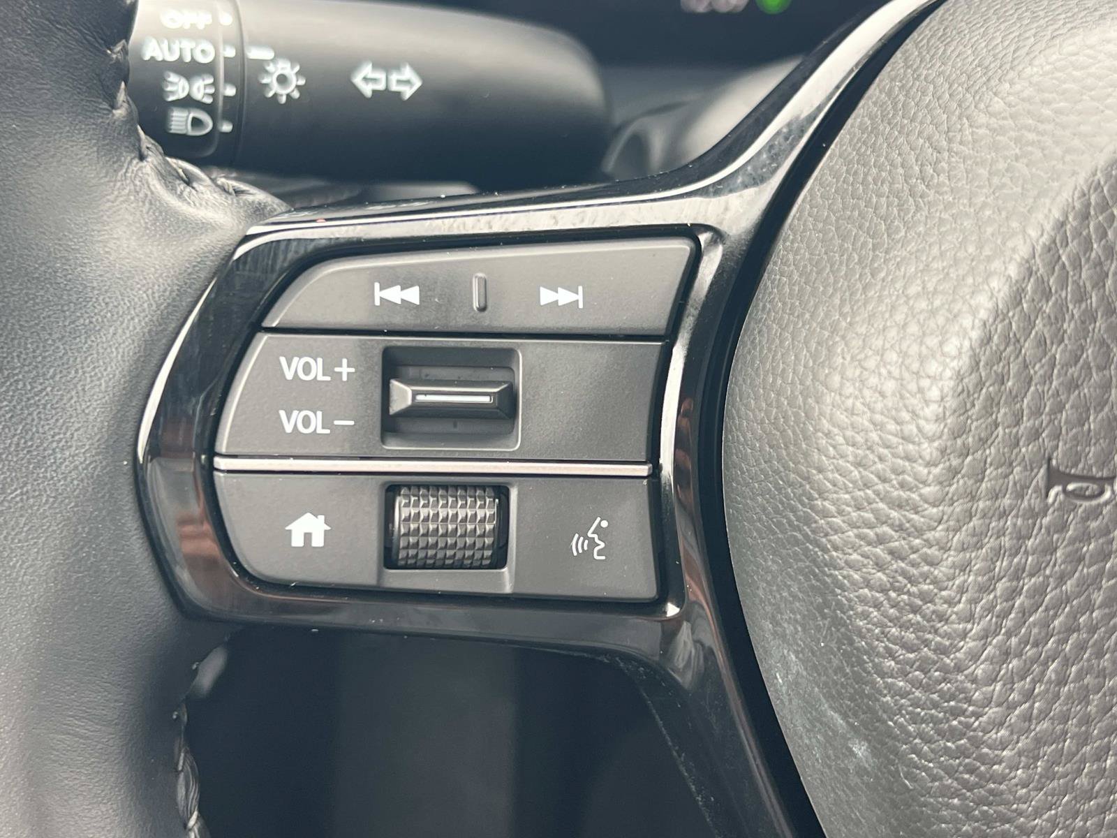 2026 Honda HR-V EX-L - Photo 9