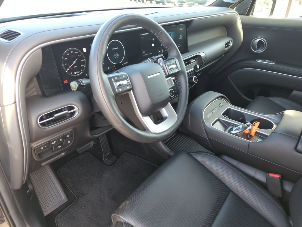 Used 2026 Black Hyundai Calligraphy image 10