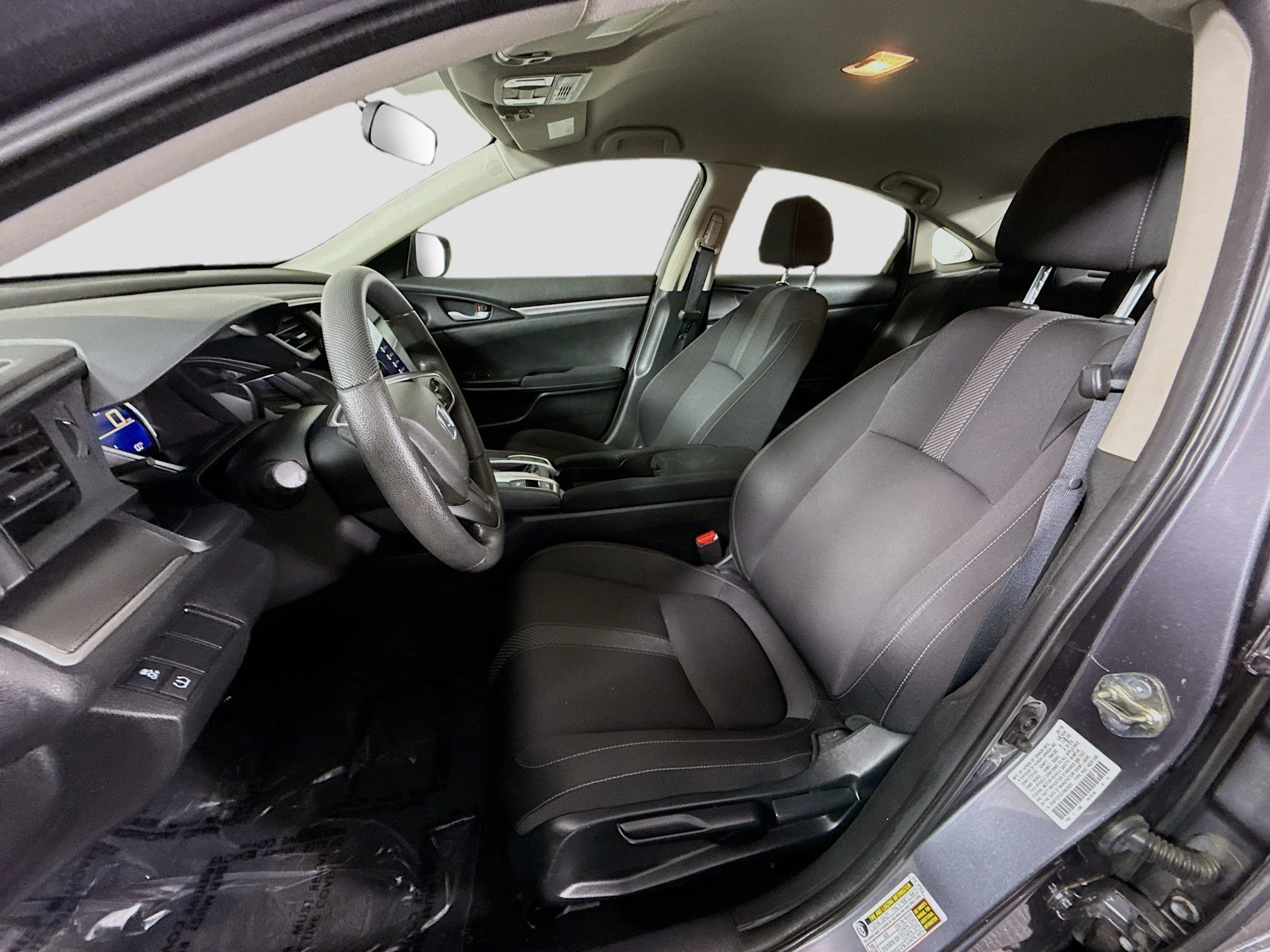 Used 2018 Modern Steel Metallic Honda LX image 17