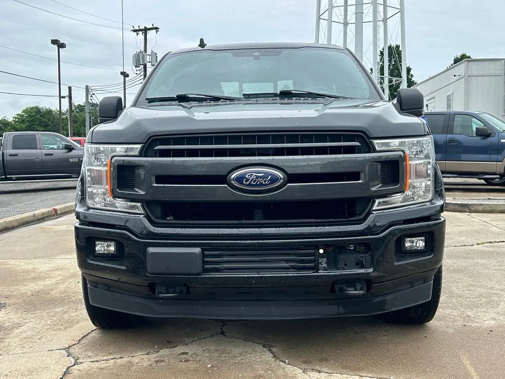 Used 2019 Black Ford XLT image 3