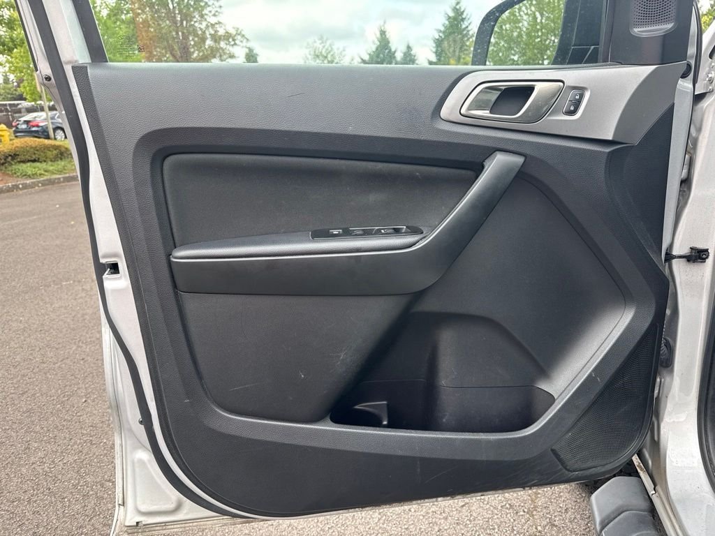 Used 2019 Ingot Silver Metallic Ford XLT image 16