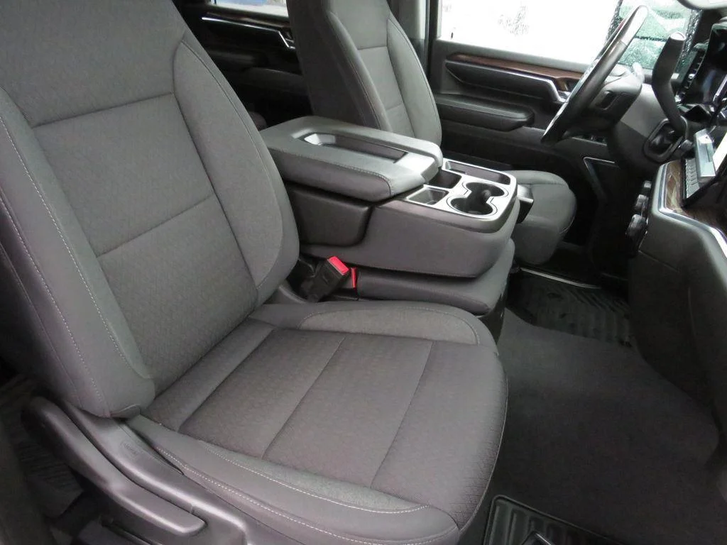 Used 2024 Black Chevrolet LT image 16
