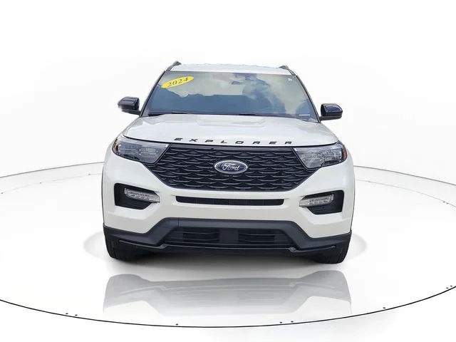 Used 2024 White Ford ST-Line image 2