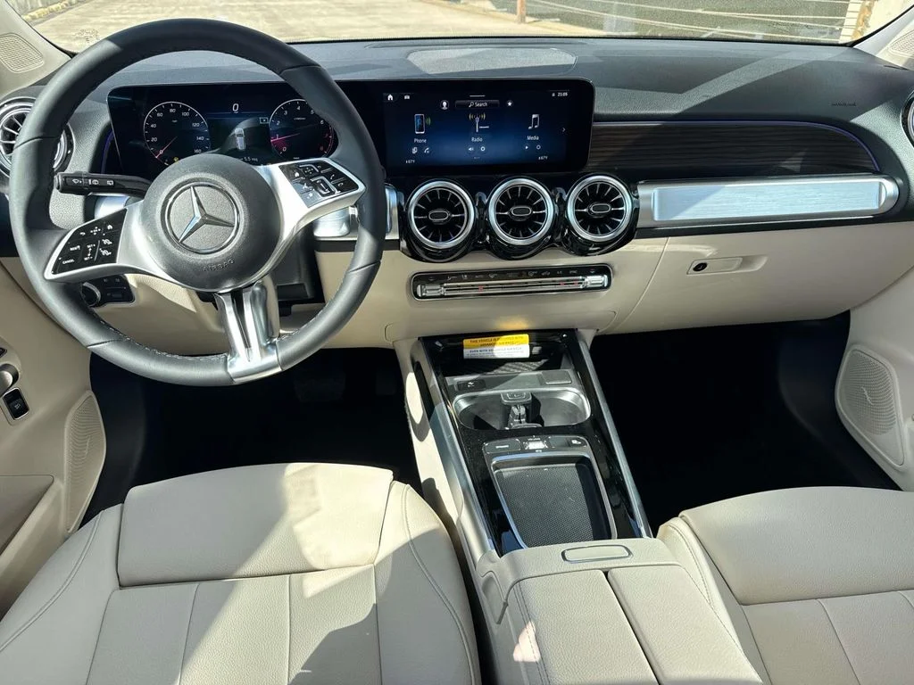 Certified Used 2026 White Mercedes-Benz GLB 250 image 8