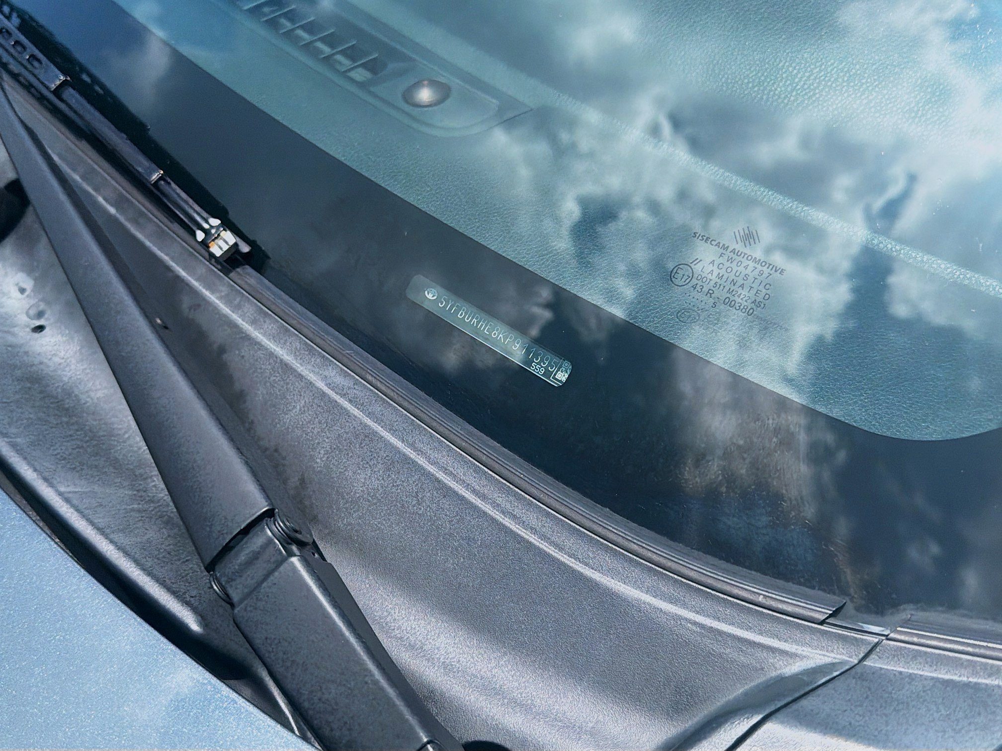 Used 2019 Slate Metallic Toyota SE image 36