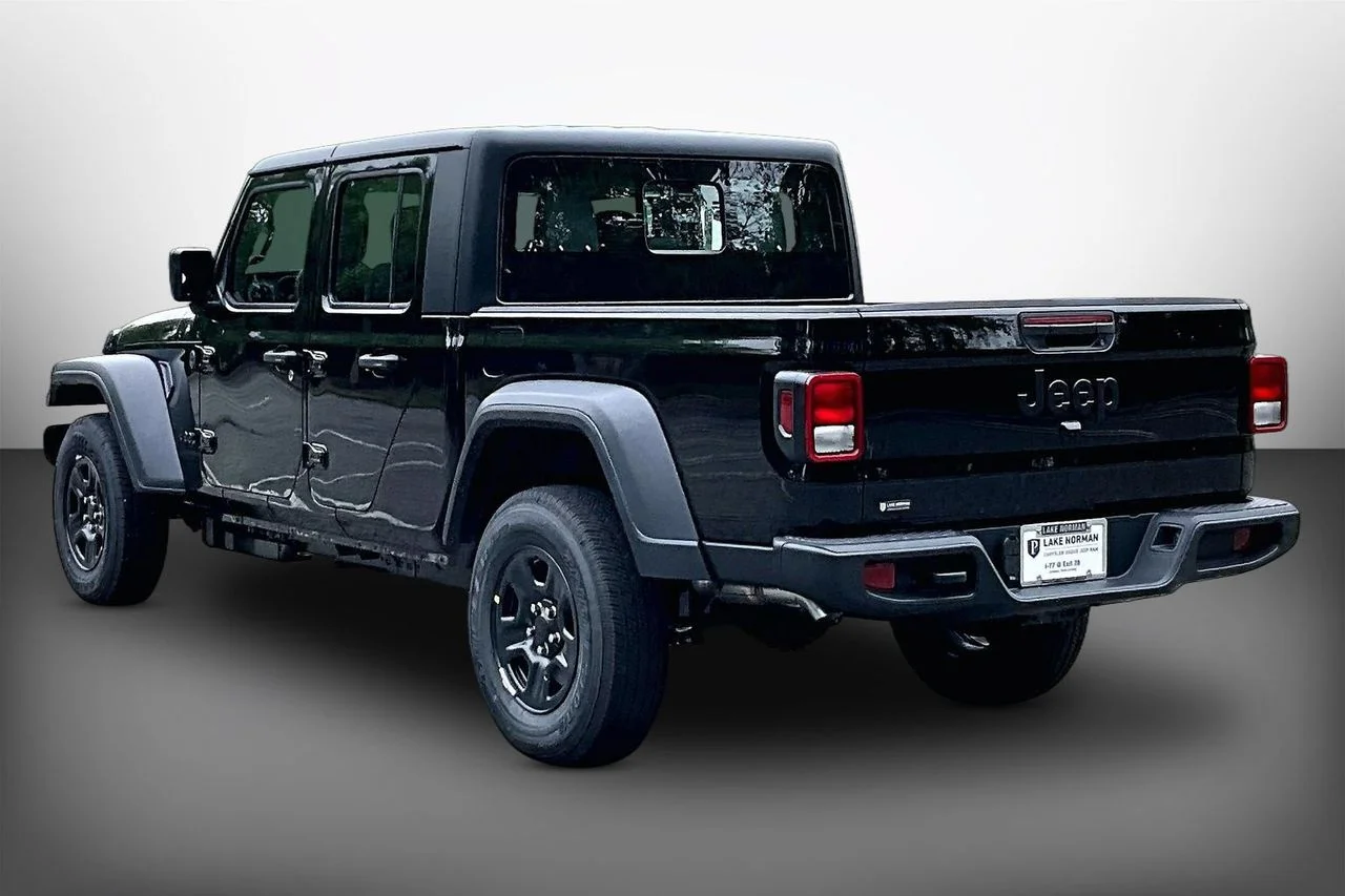 New 2026 Black Clear-Coat Exterior Paint Jeep Sport image 6