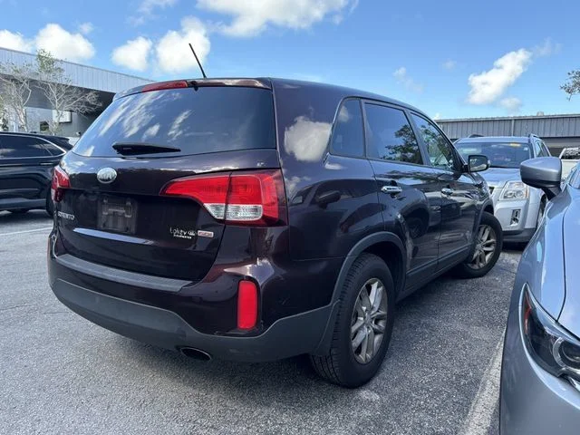 Used 2014 Red Kia LX image 5