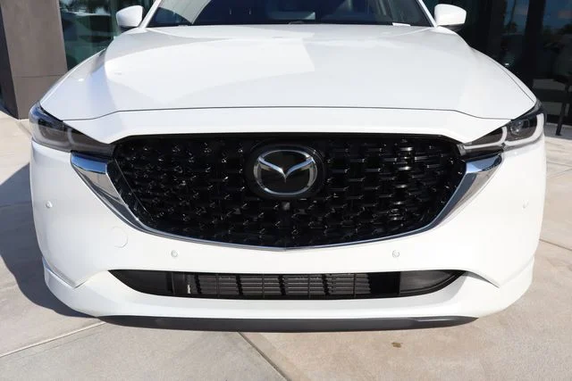Used 2023 White Metallic Mazda 2.5 Turbo Signature image 17