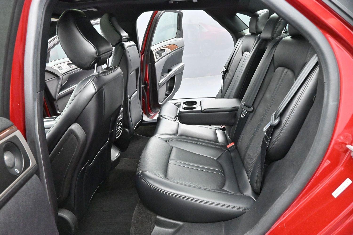Used 2020 Red Carpet Metallic Tinted Clearcoat Lincoln Reserve image 30