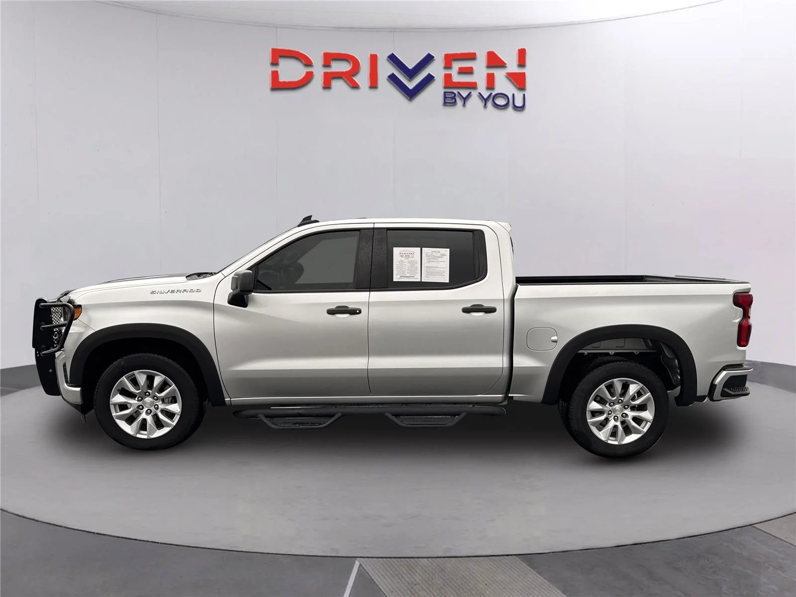 Used 2021 SILVER ICE METALLIC Chevrolet Custom image 7