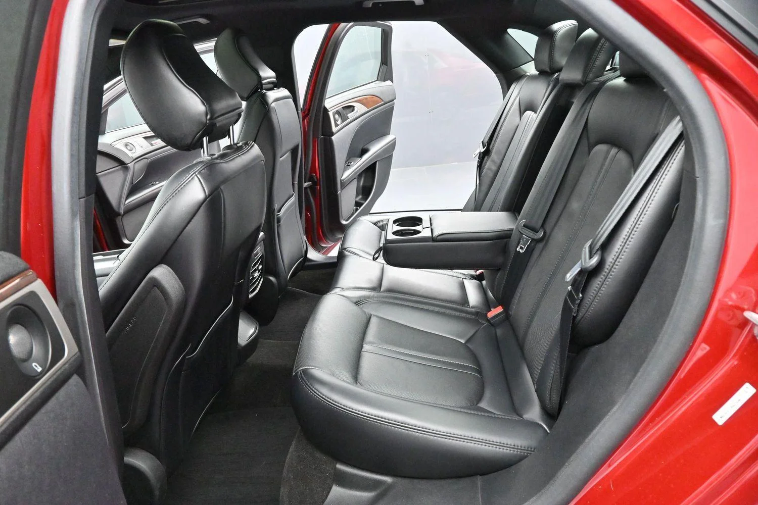 Used 2020 Red Carpet Metallic Tinted Clearcoat Lincoln Reserve image 30