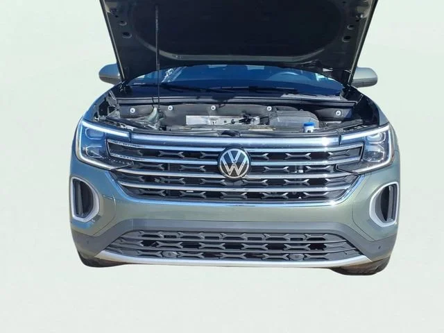 Used 2026  Volkswagen 2.0T SE w/Technology image 26
