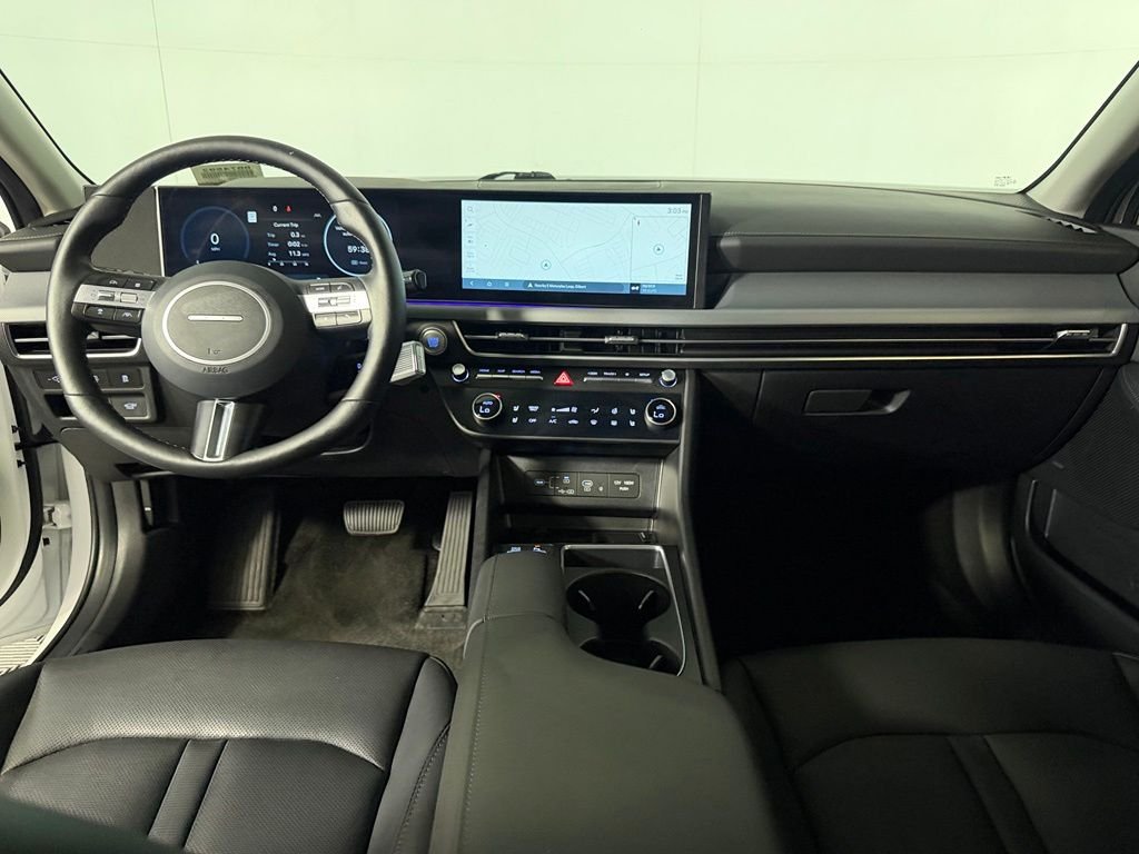 Used 2025 White Hyundai Limited image 12