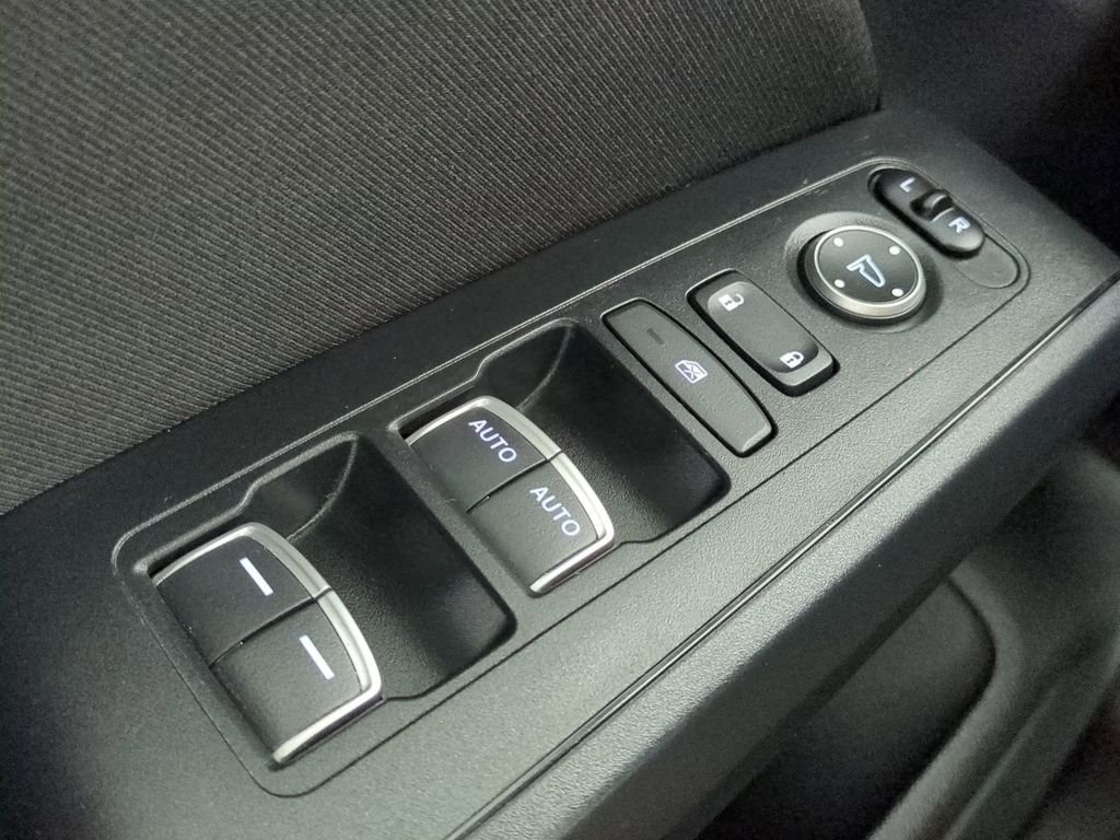 2023 Honda Civic Hatchback Sport - Photo 28