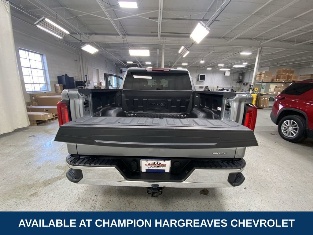 Certified Used 2025 Sterling Metallic GMC SLT image 34