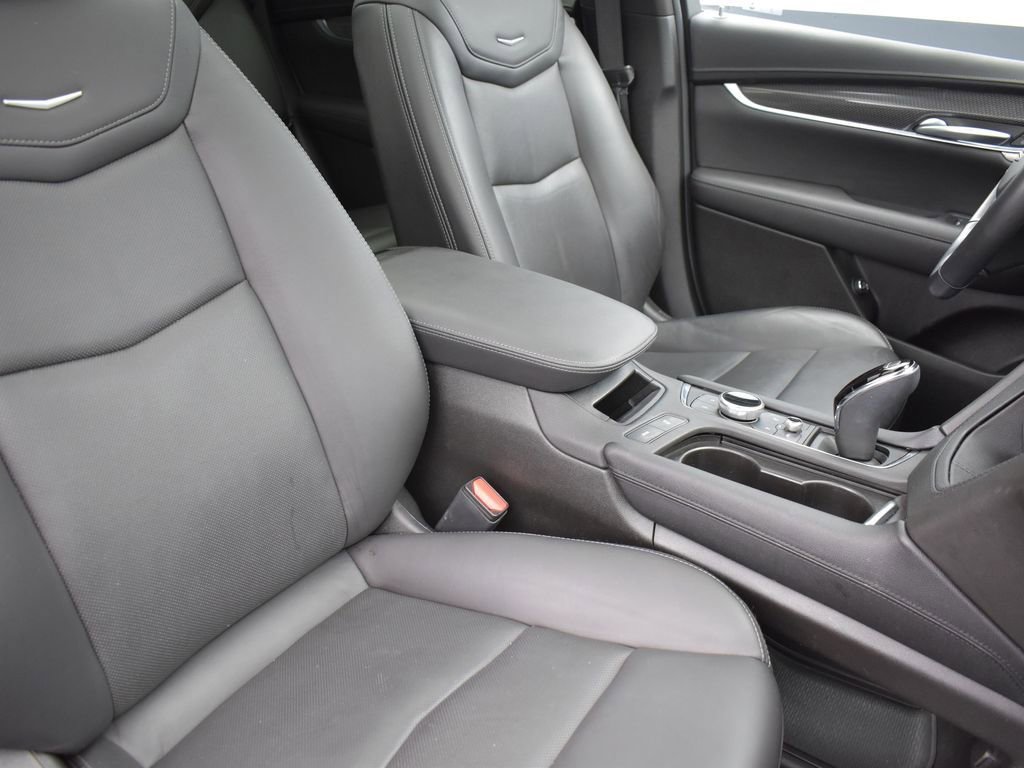 2023 CADILLAC XT5 - Image 32