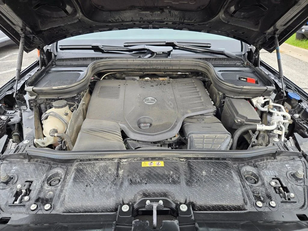 Used 2024 Black Mercedes-Benz GLS 450 image 33
