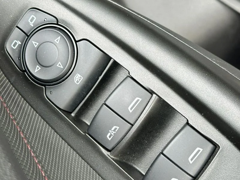 Used 2022  Chevrolet RS image 16
