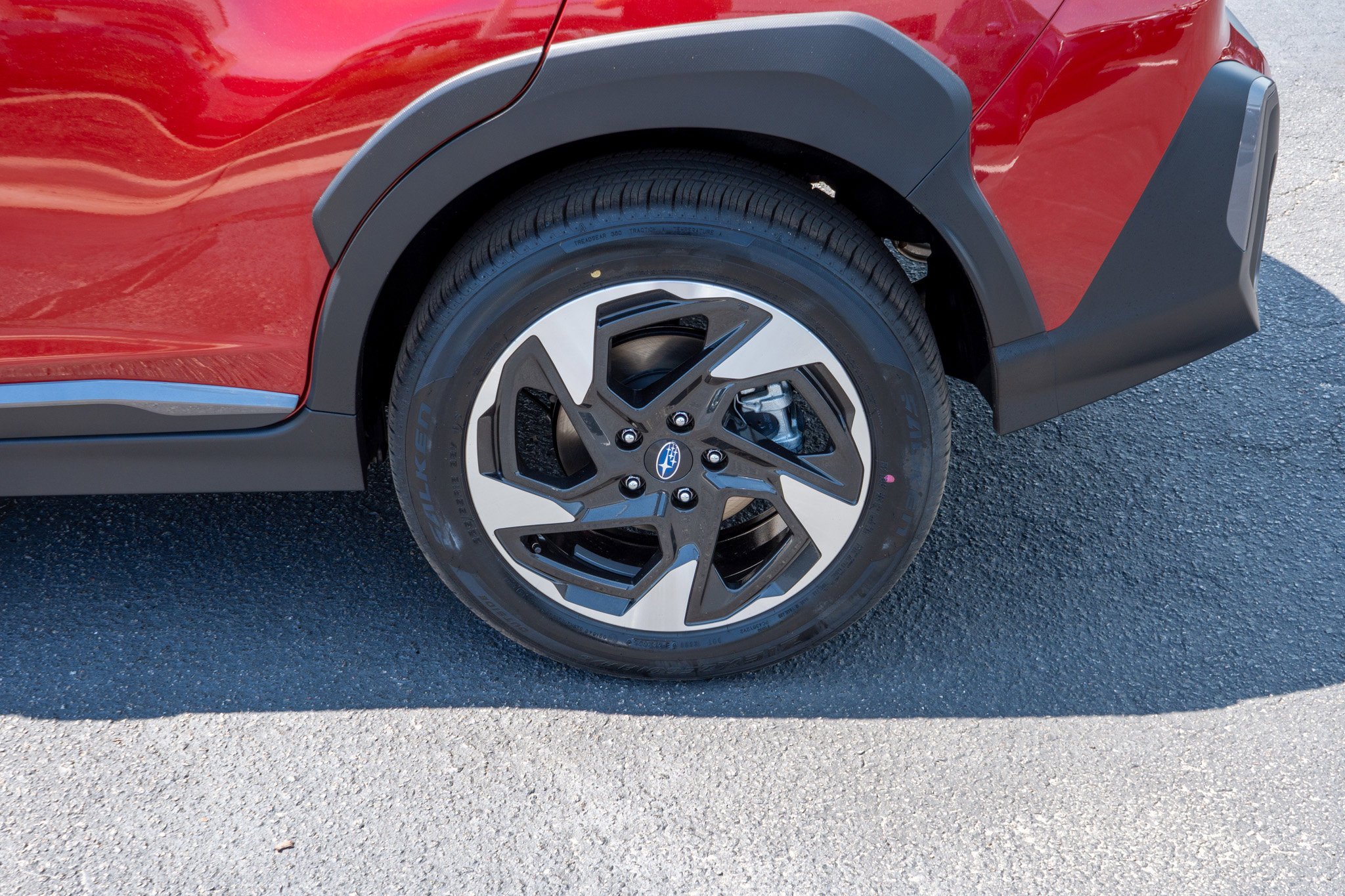New 2026 LITHIUM RED PEARL Subaru Limited image 9