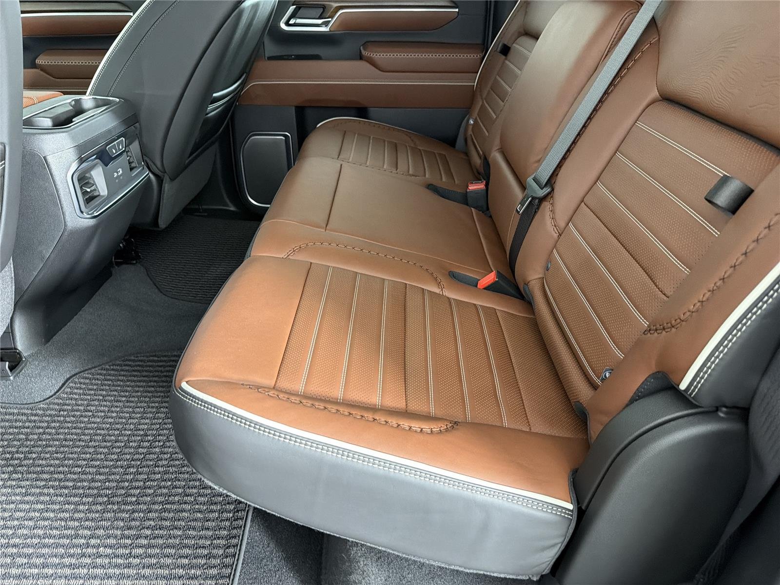 2026 GMC Sierra 2500HD Denali Ultimate - Photo 20