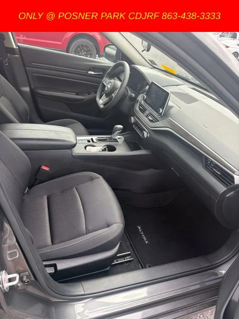 Used 2025 Gray Nissan 2.5 SV image 7