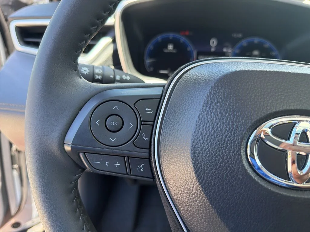 Used 2026 Silver Toyota XLE image 31