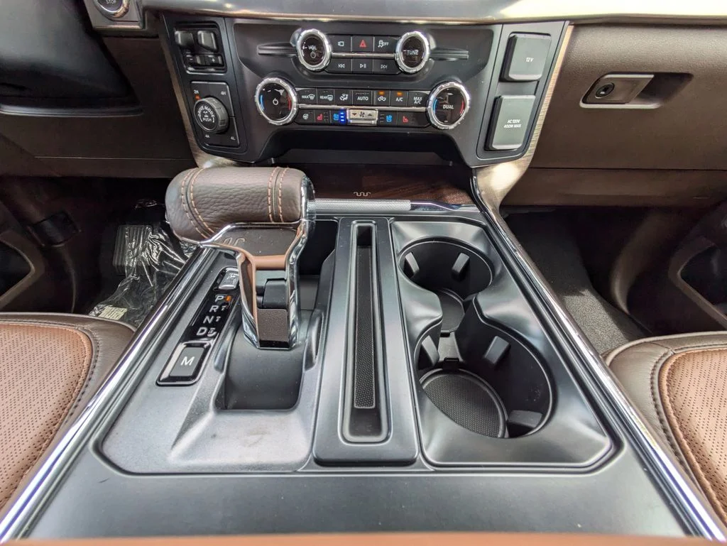 New 2026 Carbonized Gray Metallic Ford King Ranch image 19