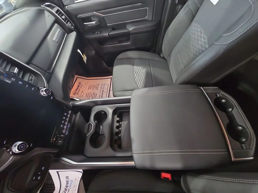 2026 RAM 2500 Big Horn - Photo 14