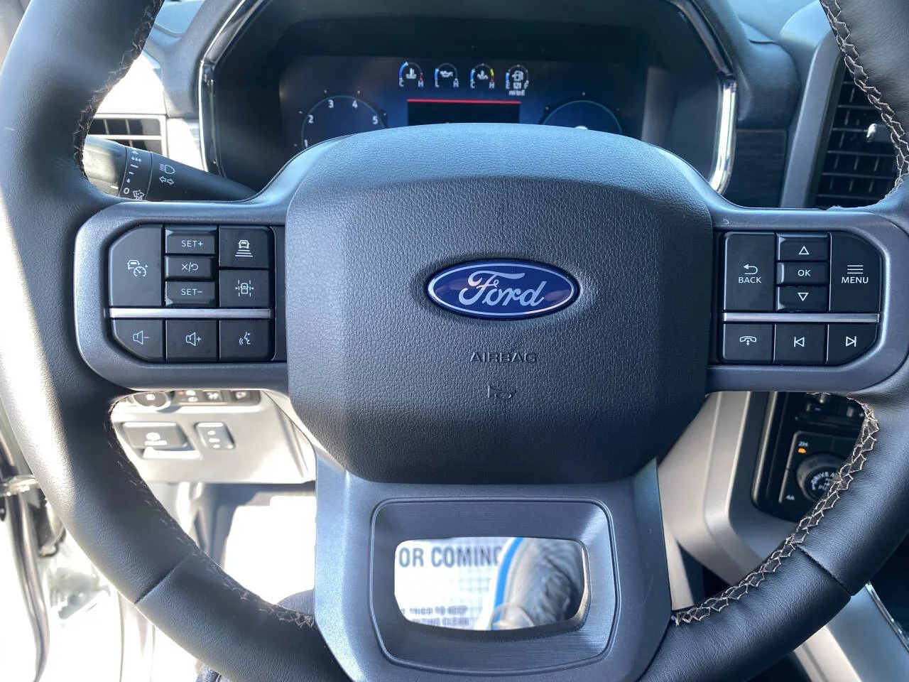2025 Ford F-150 Lariat - Photo 13