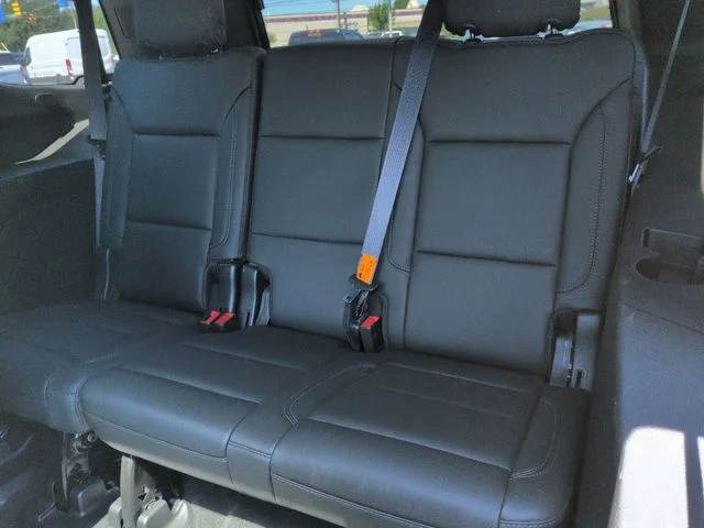 Used 2022 White Chevrolet Z71 image 31
