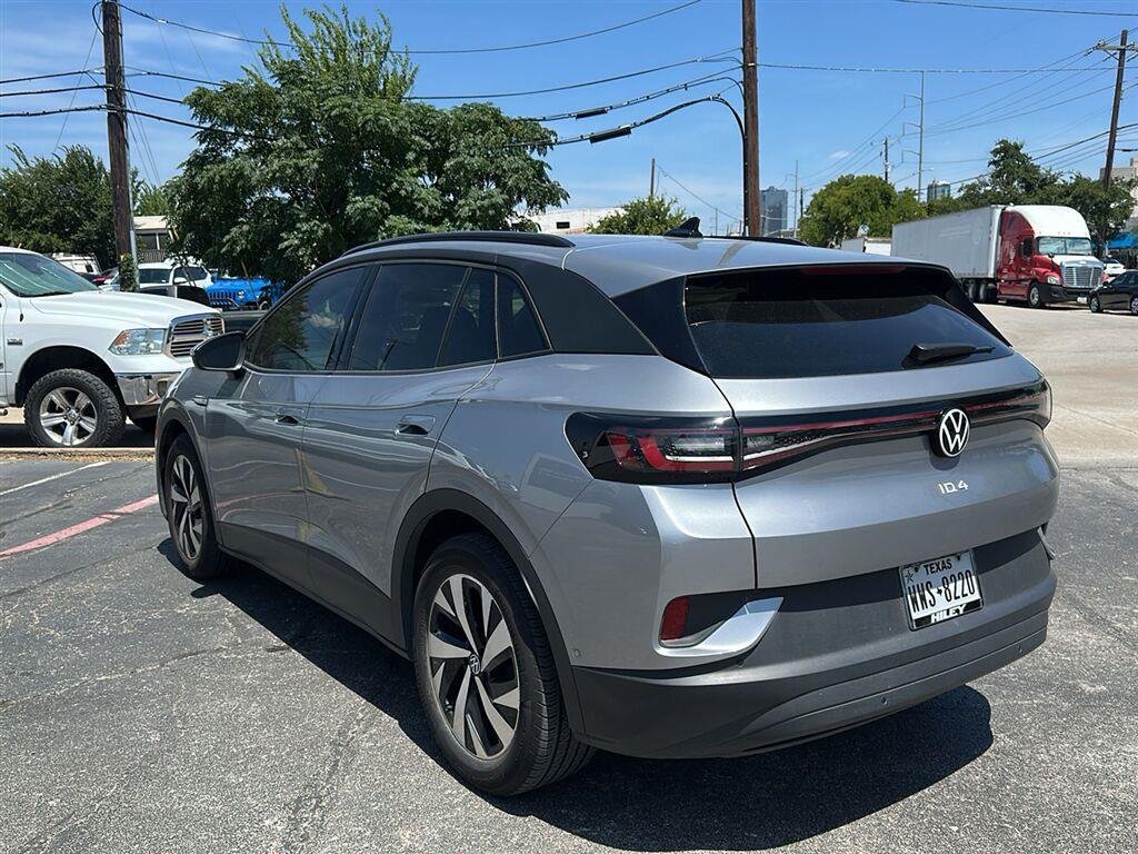 Used 2025 Silver Mist Metallic Volkswagen Pro image 7