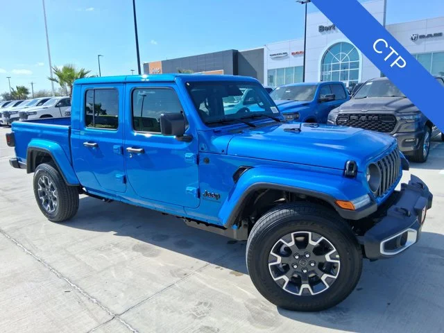 2026 Jeep Gladiator Sahara