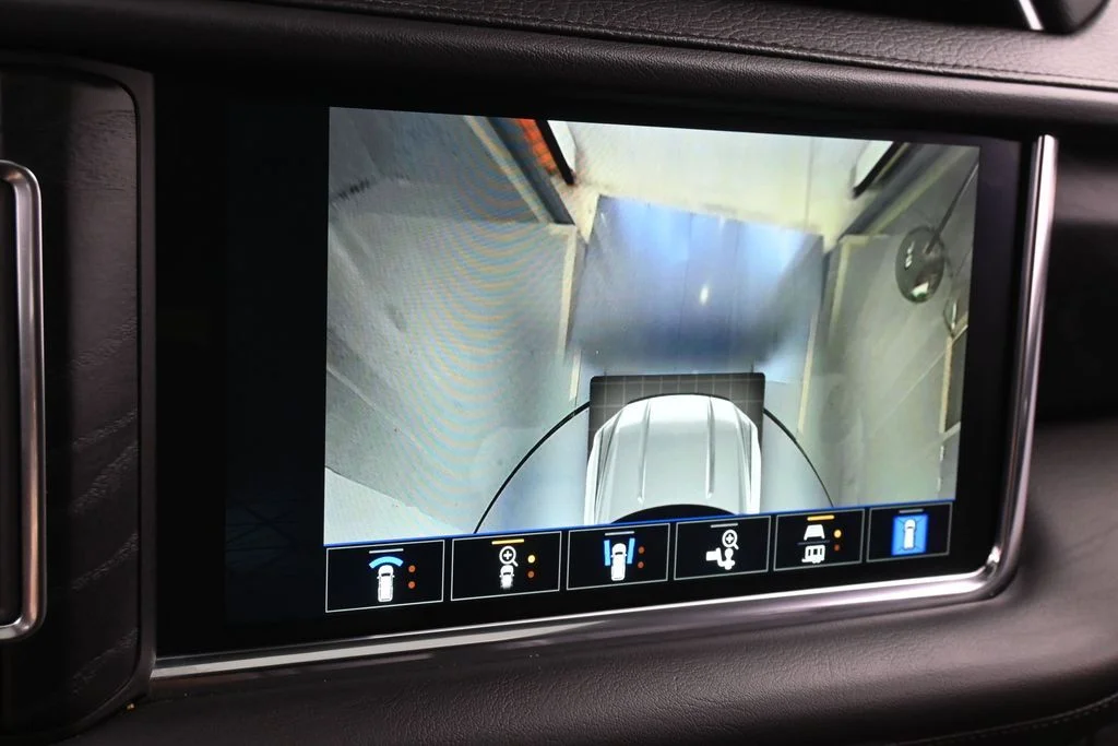 Used 2022 Onyx Black GMC Denali image 20
