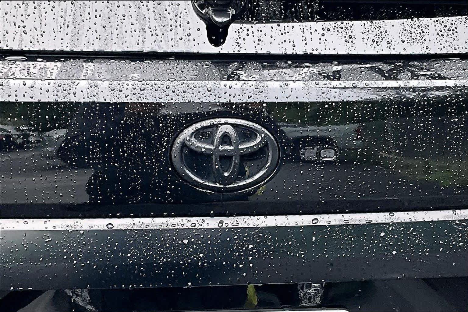 2024 Toyota Sequoia TRD Pro - Photo 31