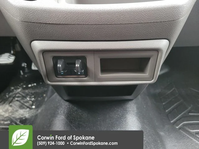 New 2026 Oxford White Ford Base image 32