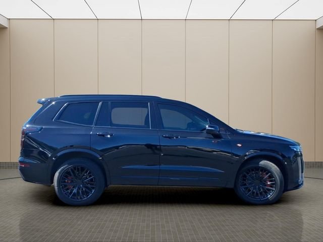 Used 2020 Black Cadillac Sport image 5