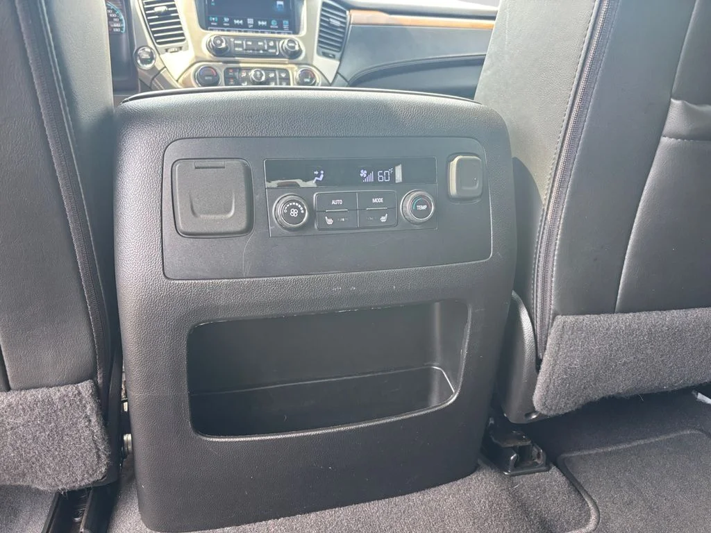 Used 2020 White GMC Denali image 41