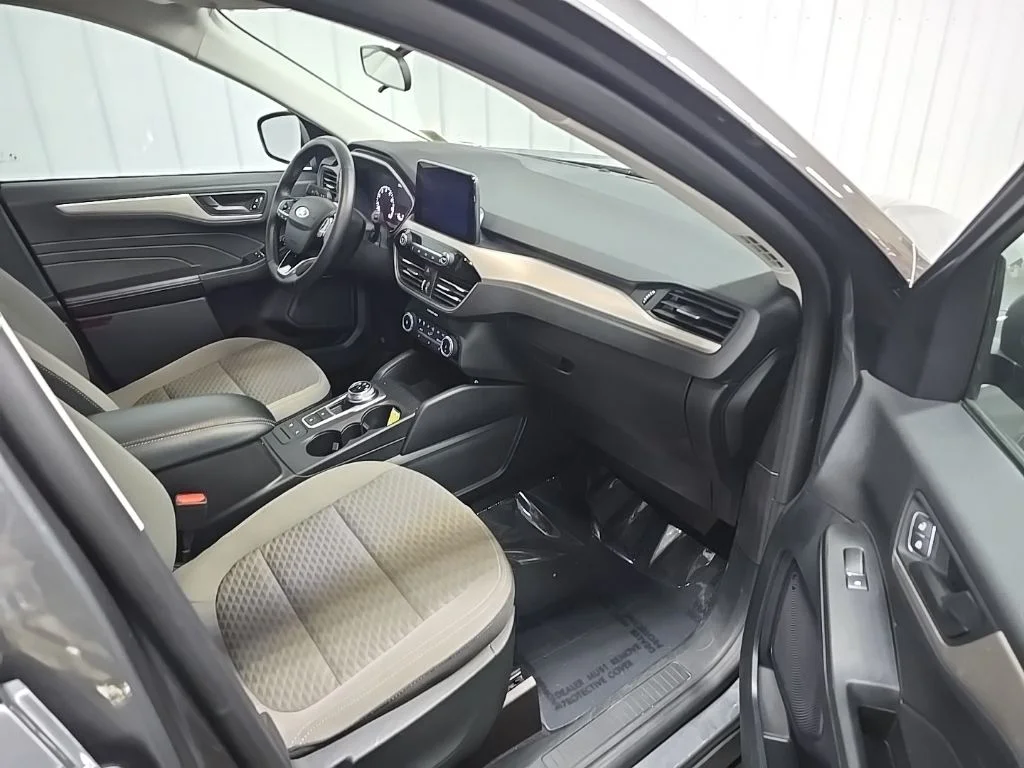 Certified Used 2022 Gray Ford SE image 19