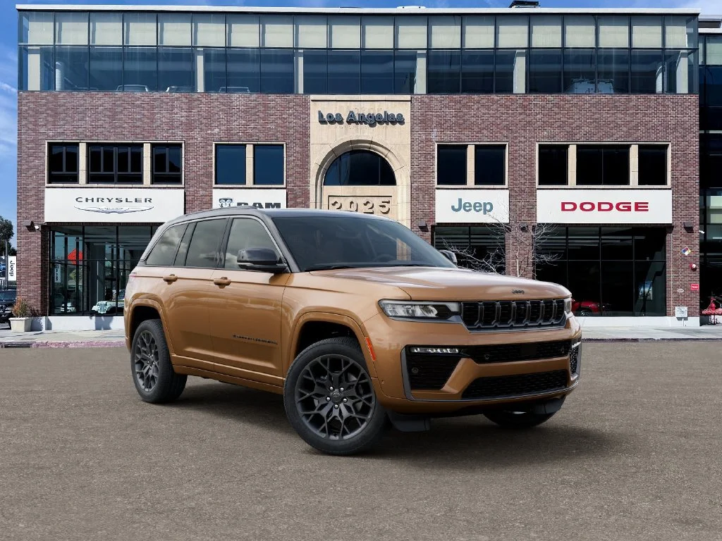New 2027 Copper Shino Metallic Clear-Coat Paint Jeep Summit image 5