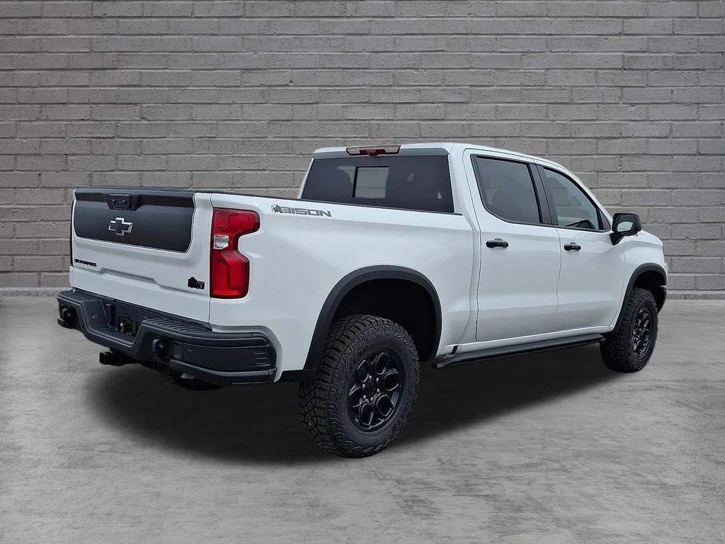 New 2026 Summit White Chevrolet ZR2 image 8