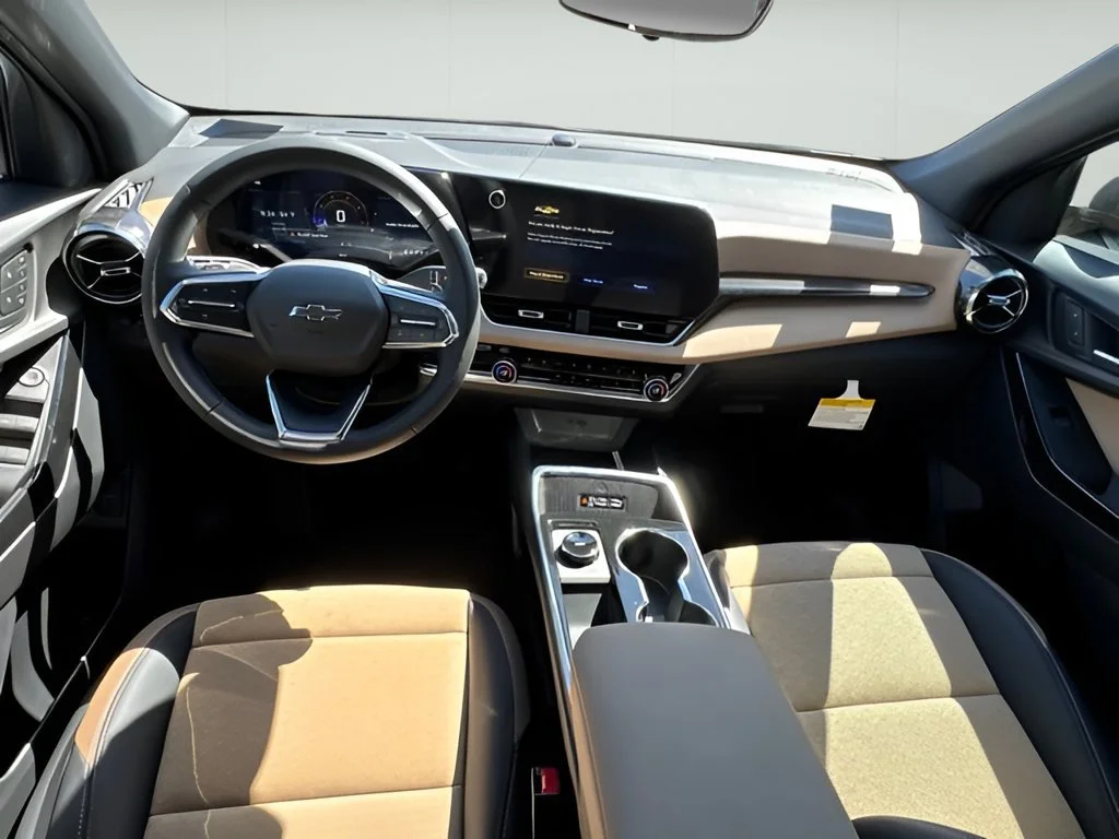 New 2027 Polar White Tricoat Chevrolet ACTIV image 22