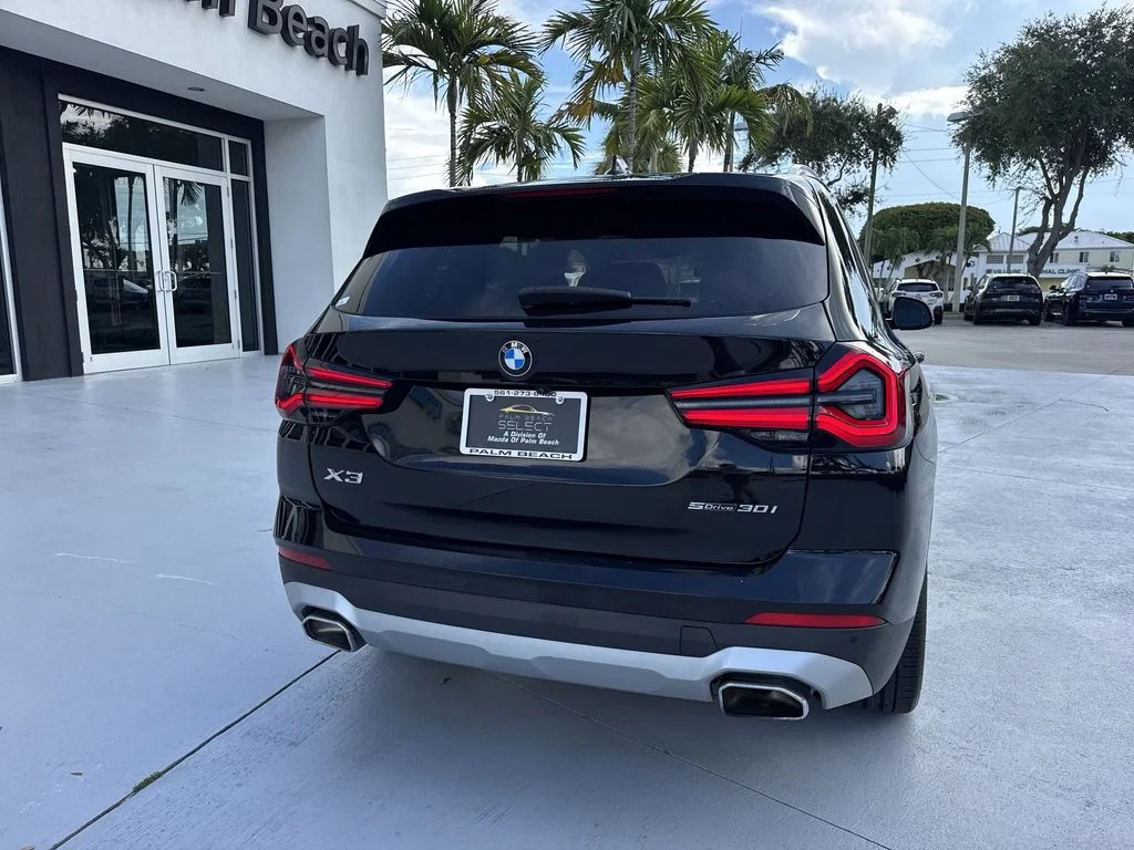 Used 2022 Jet Black BMW sDrive30i image 25