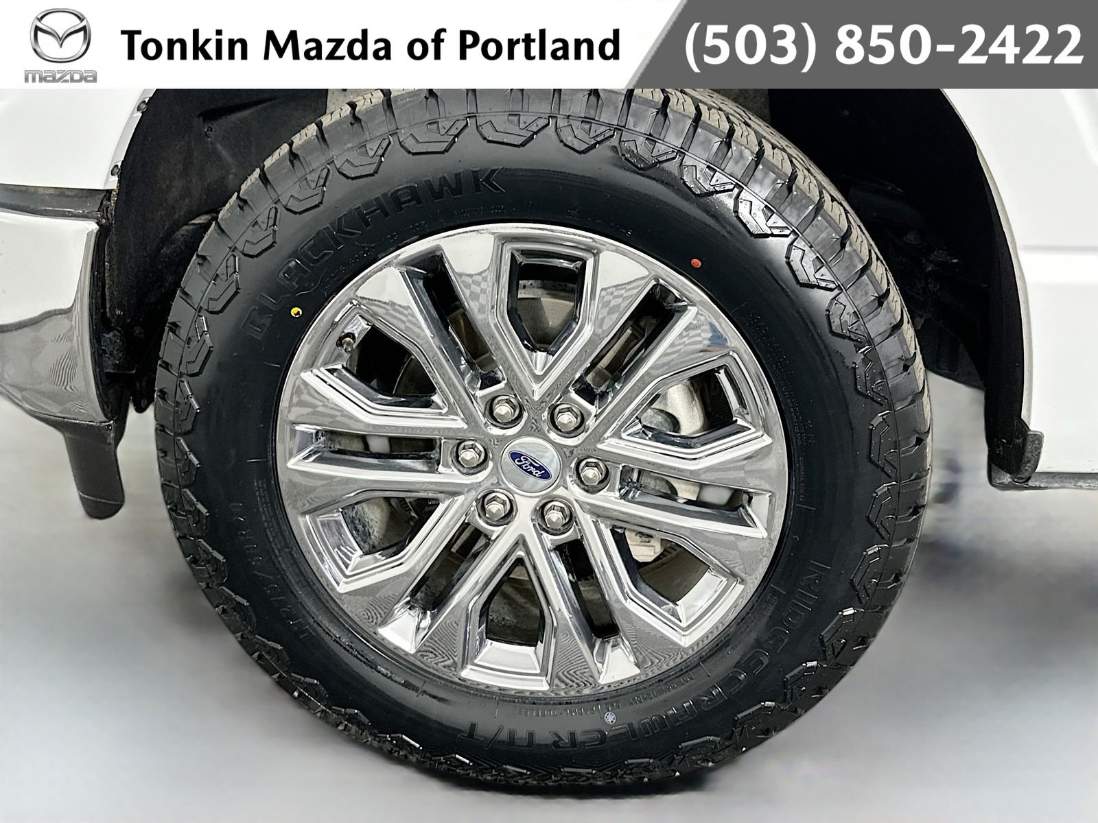 Used 2025 Oxford White Ford Lariat image 32