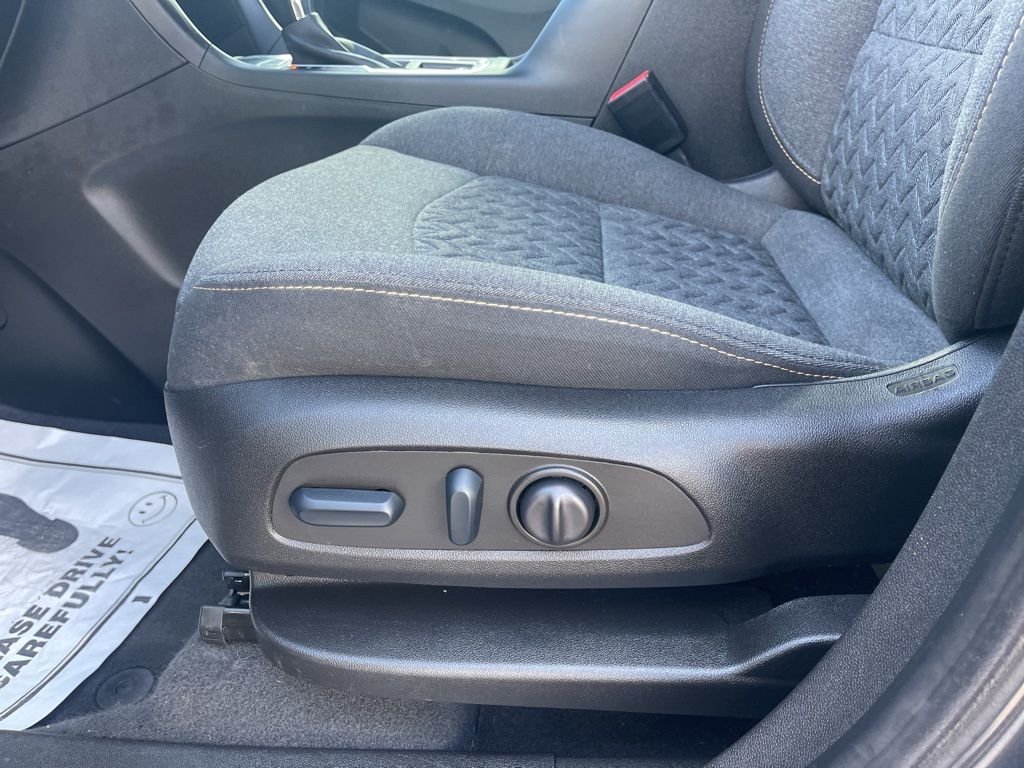 Used 2022 Gray Chevrolet LT image 19