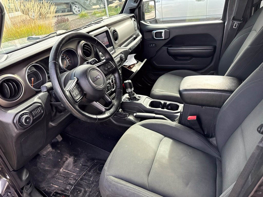 Used 2018 Gray Jeep Sport S 4x4 image 13