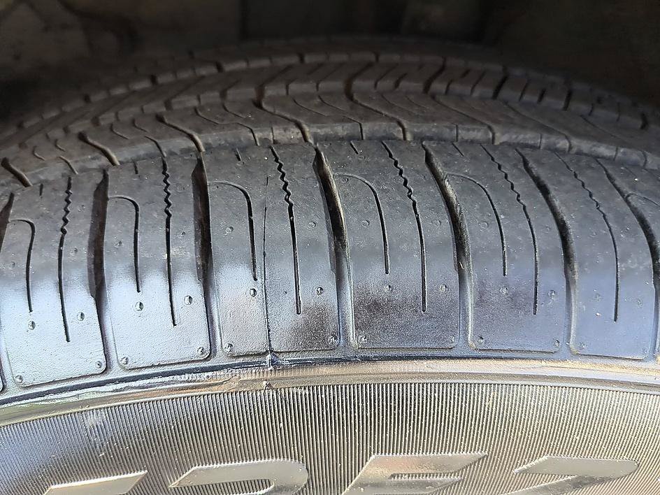Used 2018 Lunar Silver Metallic Honda EX-L image 13